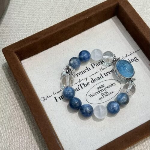 Cyanite Fresh and sweet niche crystal bracelet